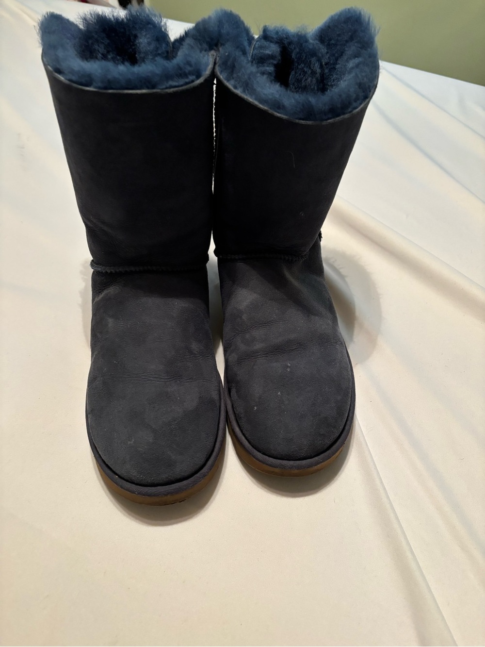 UGG Classic Shearling Lined Women's Mid-Calf Boot in Navy
